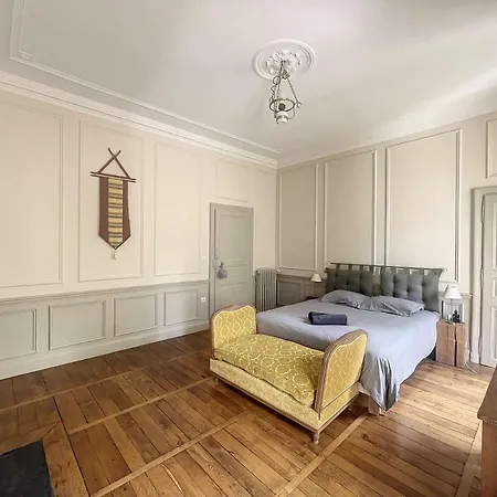 Maison De Maitre Plein Centre *